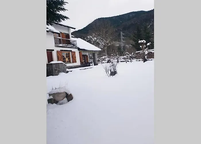 Casa Daniela Semesterbostad Castejón de Sos